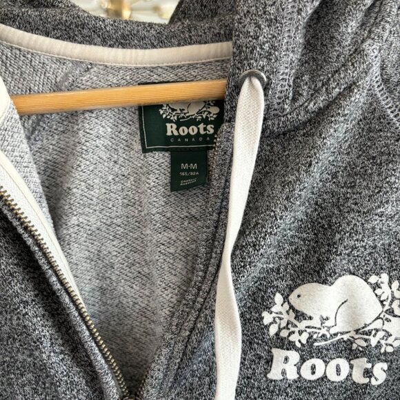 Roots Loungewear set - Picture 2 of 5